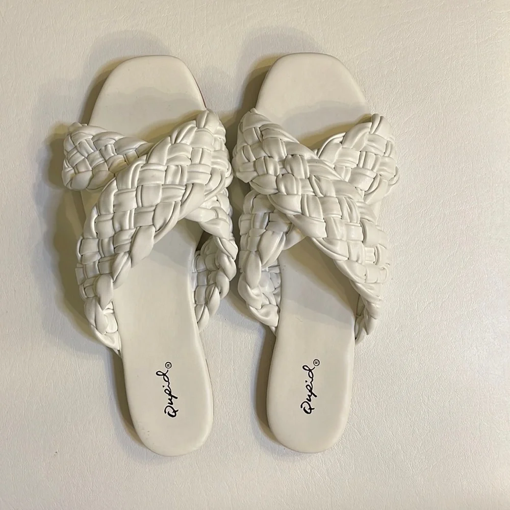 Qupid White Braided Slide Sandals - Picture 2 of 3